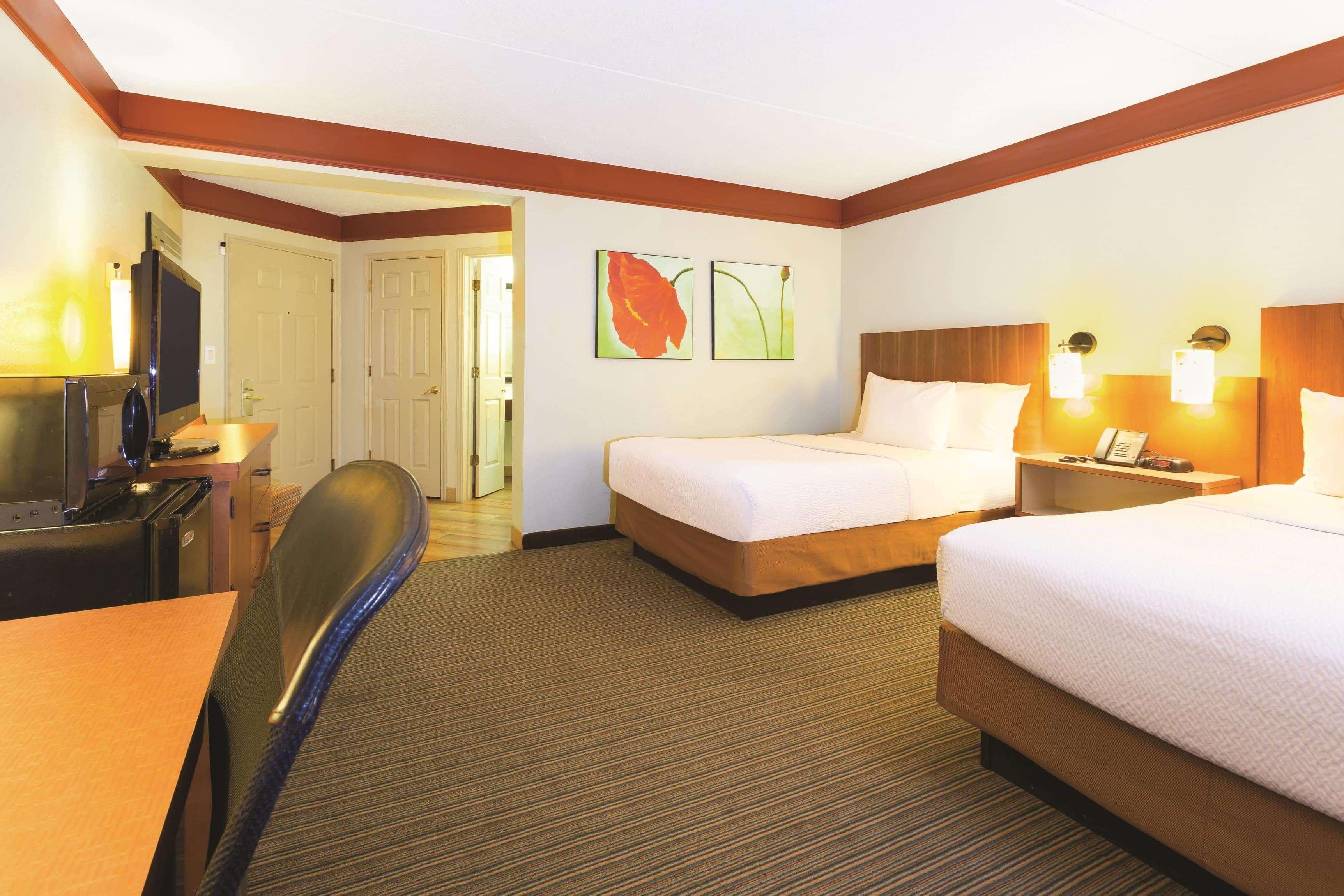 La Quinta By Wyndham Raleigh Crabtree Hotel Ngoại thất bức ảnh