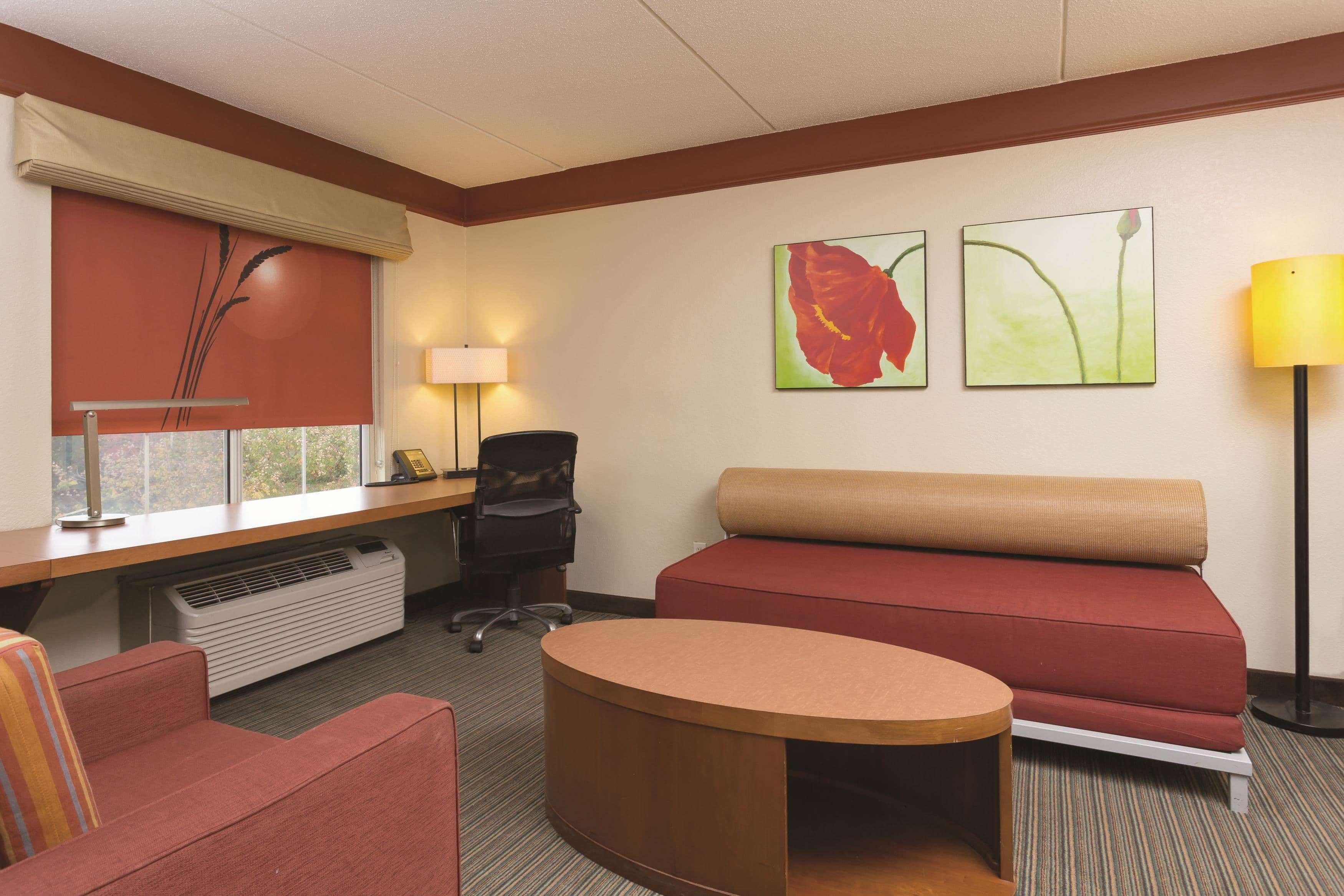 La Quinta By Wyndham Raleigh Crabtree Hotel Ngoại thất bức ảnh
