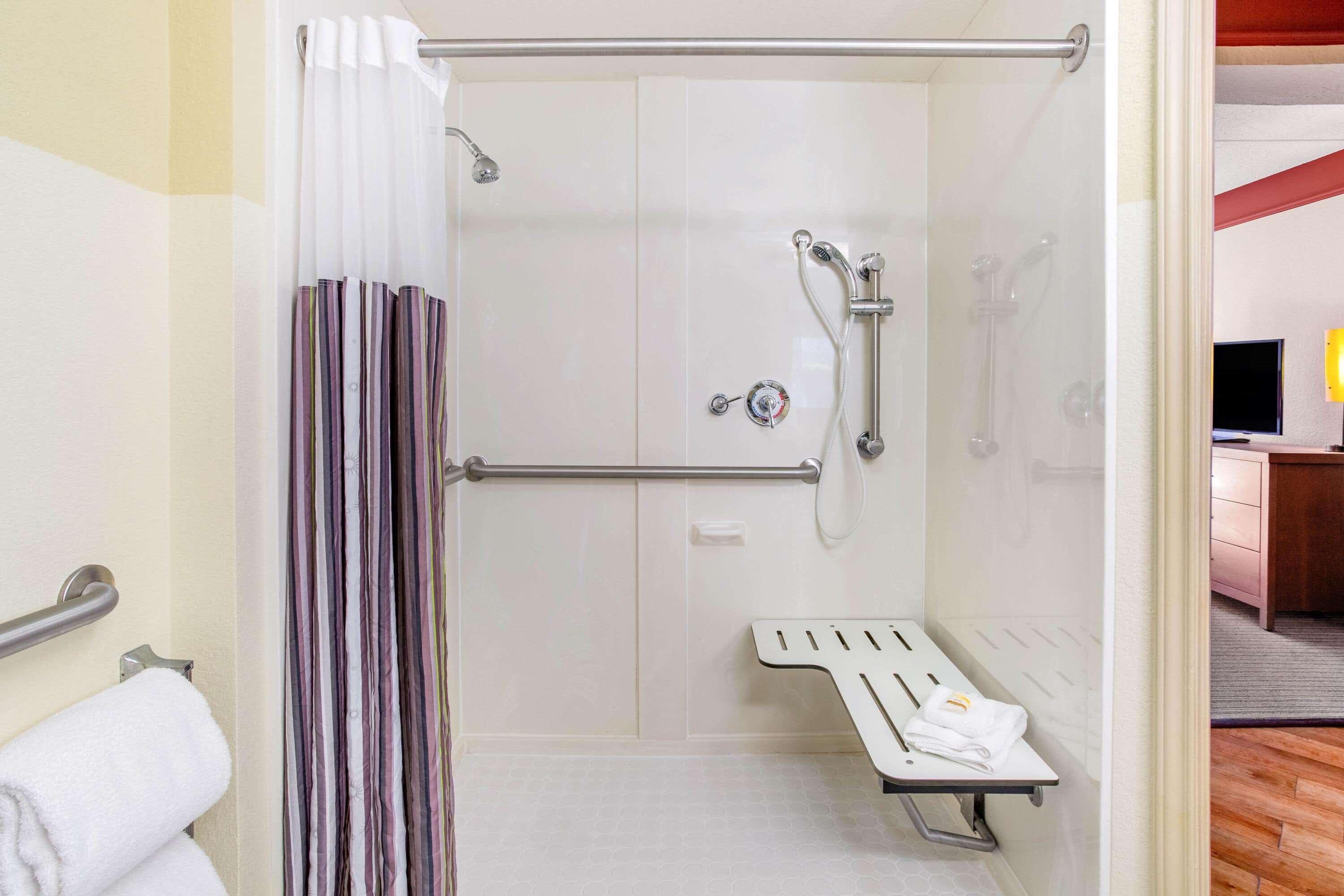 La Quinta By Wyndham Raleigh Crabtree Hotel Ngoại thất bức ảnh