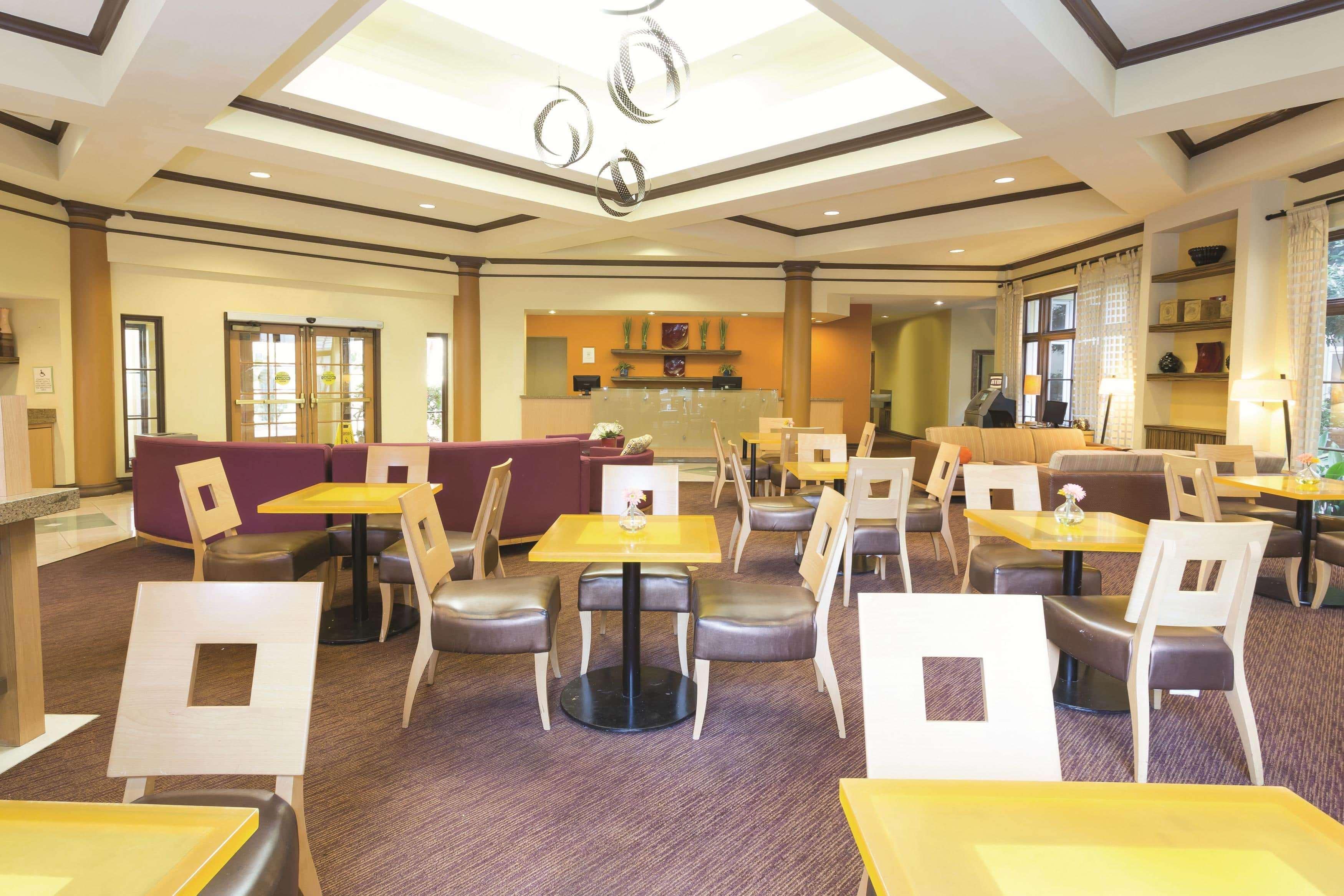 La Quinta By Wyndham Raleigh Crabtree Hotel Ngoại thất bức ảnh