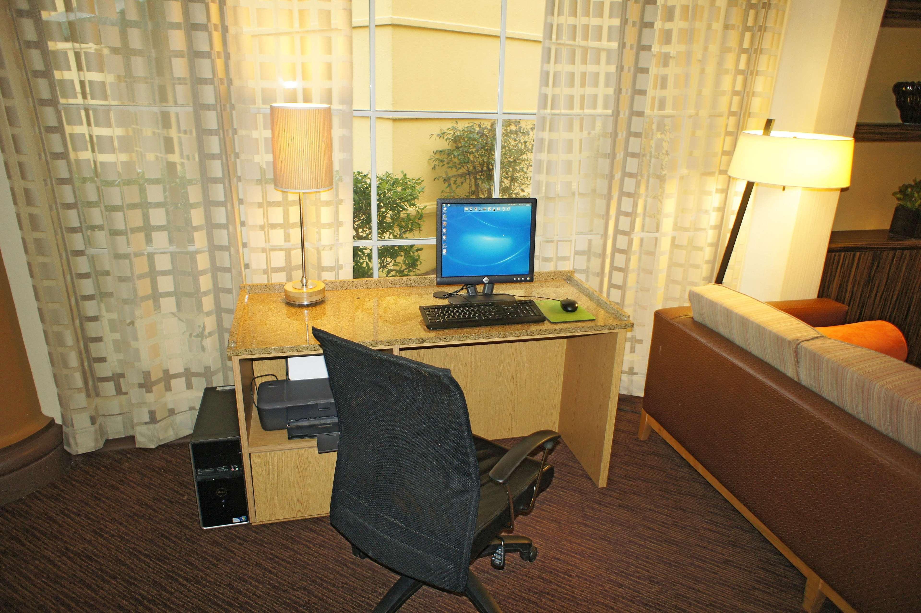 La Quinta By Wyndham Raleigh Crabtree Hotel Ngoại thất bức ảnh