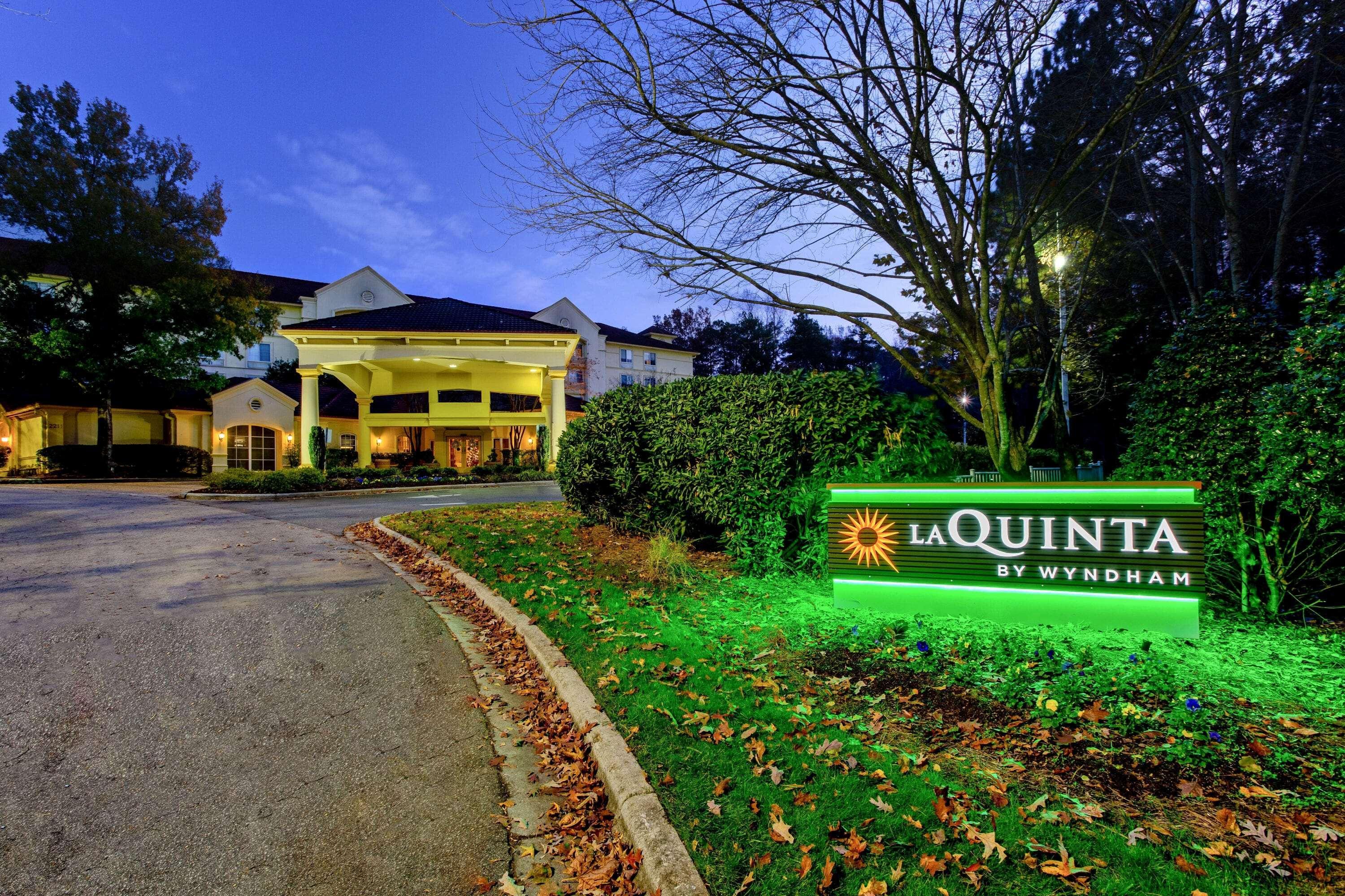 La Quinta By Wyndham Raleigh Crabtree Hotel Ngoại thất bức ảnh