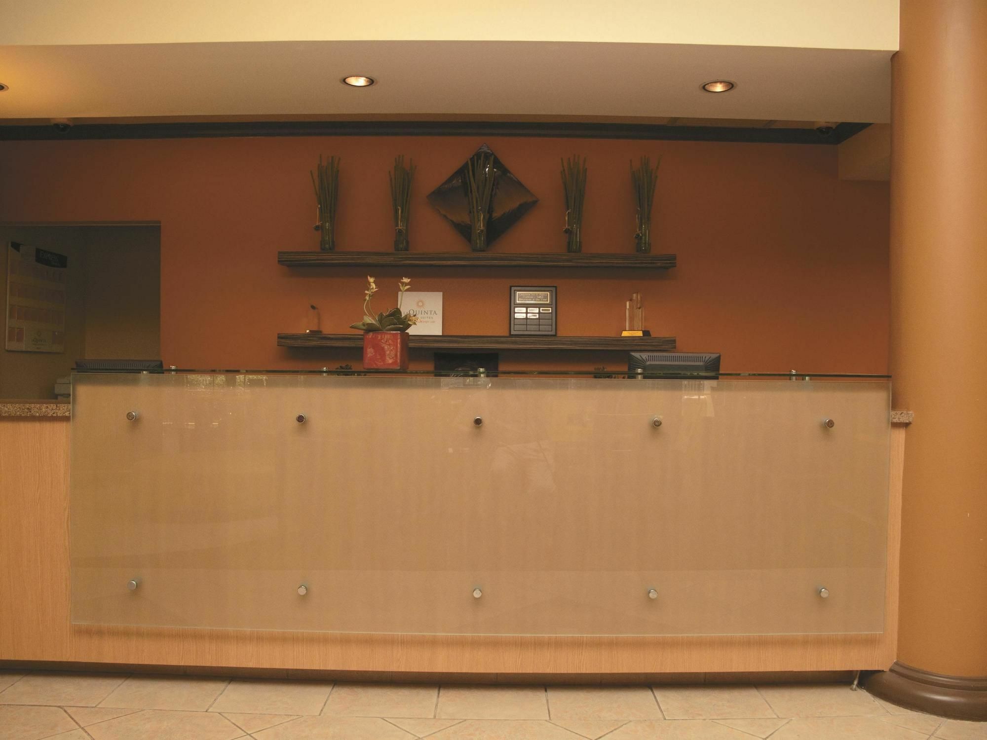 La Quinta By Wyndham Raleigh Crabtree Hotel Ngoại thất bức ảnh