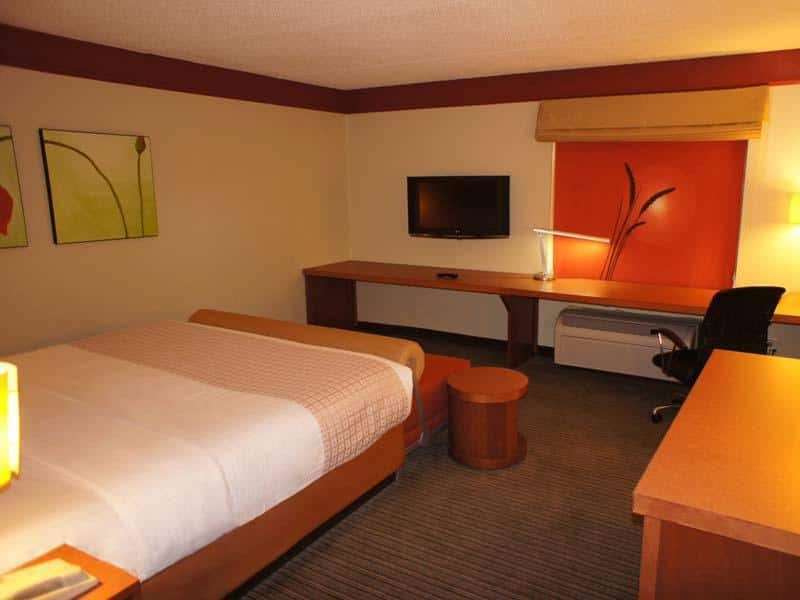La Quinta By Wyndham Raleigh Crabtree Hotel Phòng bức ảnh